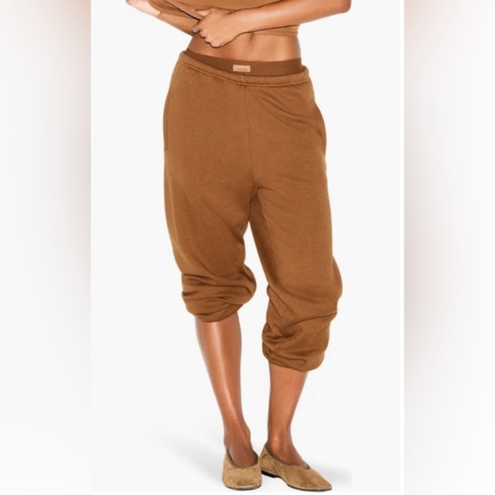 SKIMS Cotton Fleece Blend Classic Joggers in Bison